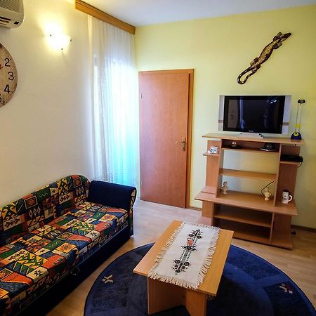 Studio Apartments Shanti Zara Camera foto