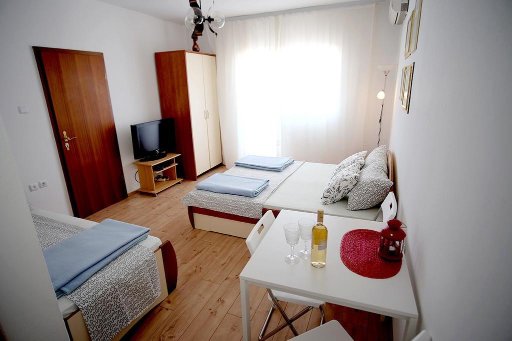 Studio Apartments Shanti Zara Camera foto